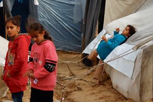 عکس/ زندگی سخت مردم غزه در اردوگاه‌ خان‌یونس