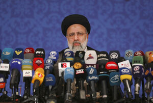 عکس/ نخستین نشست خبری هشتمین رییس جمهوری ایران