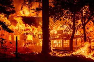 فیلم/ کالیفرنیا در محاصره گردباد آتش