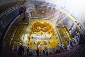 معماری زیبای ایوان طلای آستان قدس عباسی