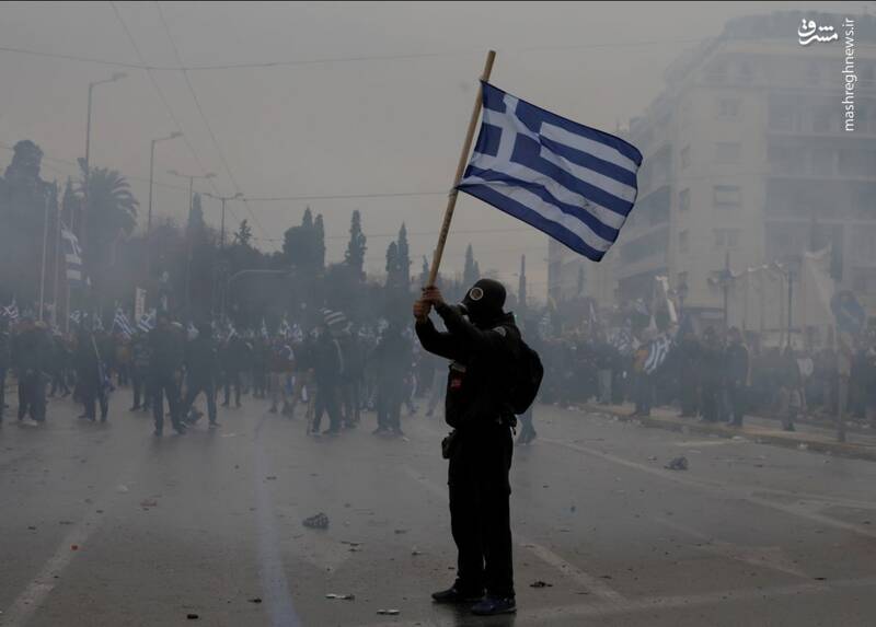 تظاهرات گسترده در اعتراض به محدودیت‌های کرونایی و اوضاع وخیم اقتصادی در پایتخت‌های اروپایی + تصاویر