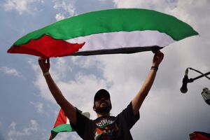 فیلم/ طرفداران فلسطین در مراسم آغاز به‌کار دانشگاه میشیگان