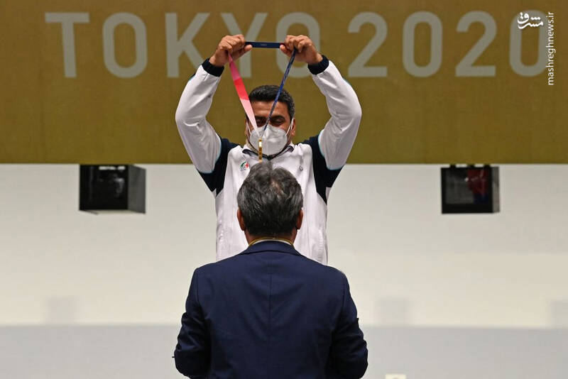 کسب نخستین طلای ایران در المپیک +عکس